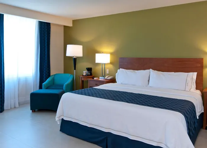 Express By Ihg Station touristique 3*