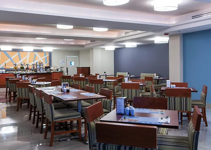 Express By Ihg Station touristique 3*